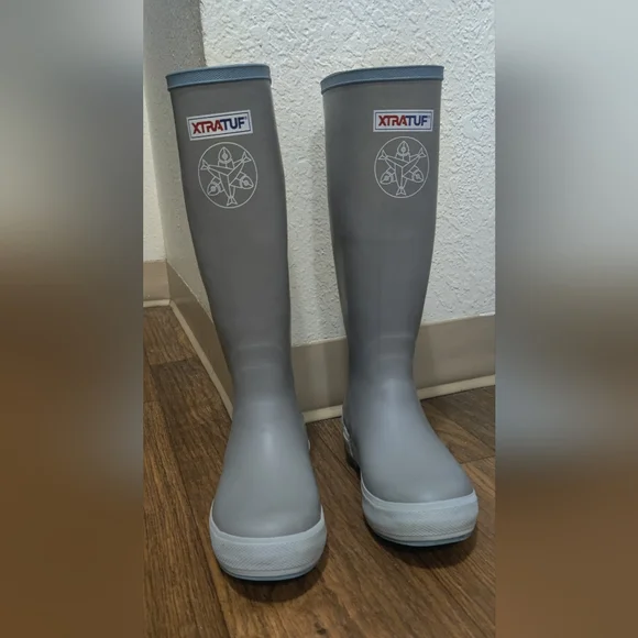 XTRATUF Salmon Sisters 15" Gray Boots - Picture 8 of 13